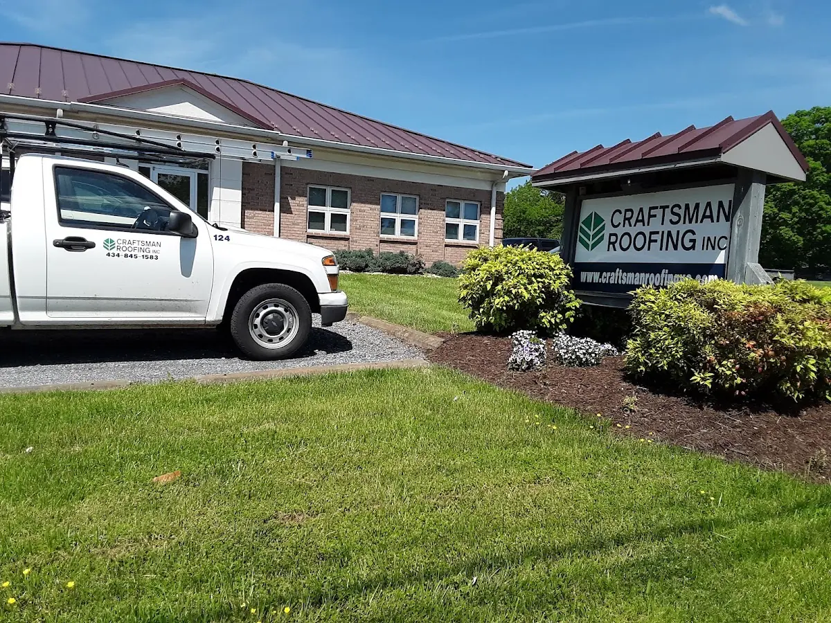 Quality Roof Replacement by experienced craftsmen in Crestwood Village